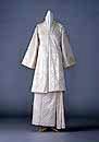 18. Kabaya, Sarong
